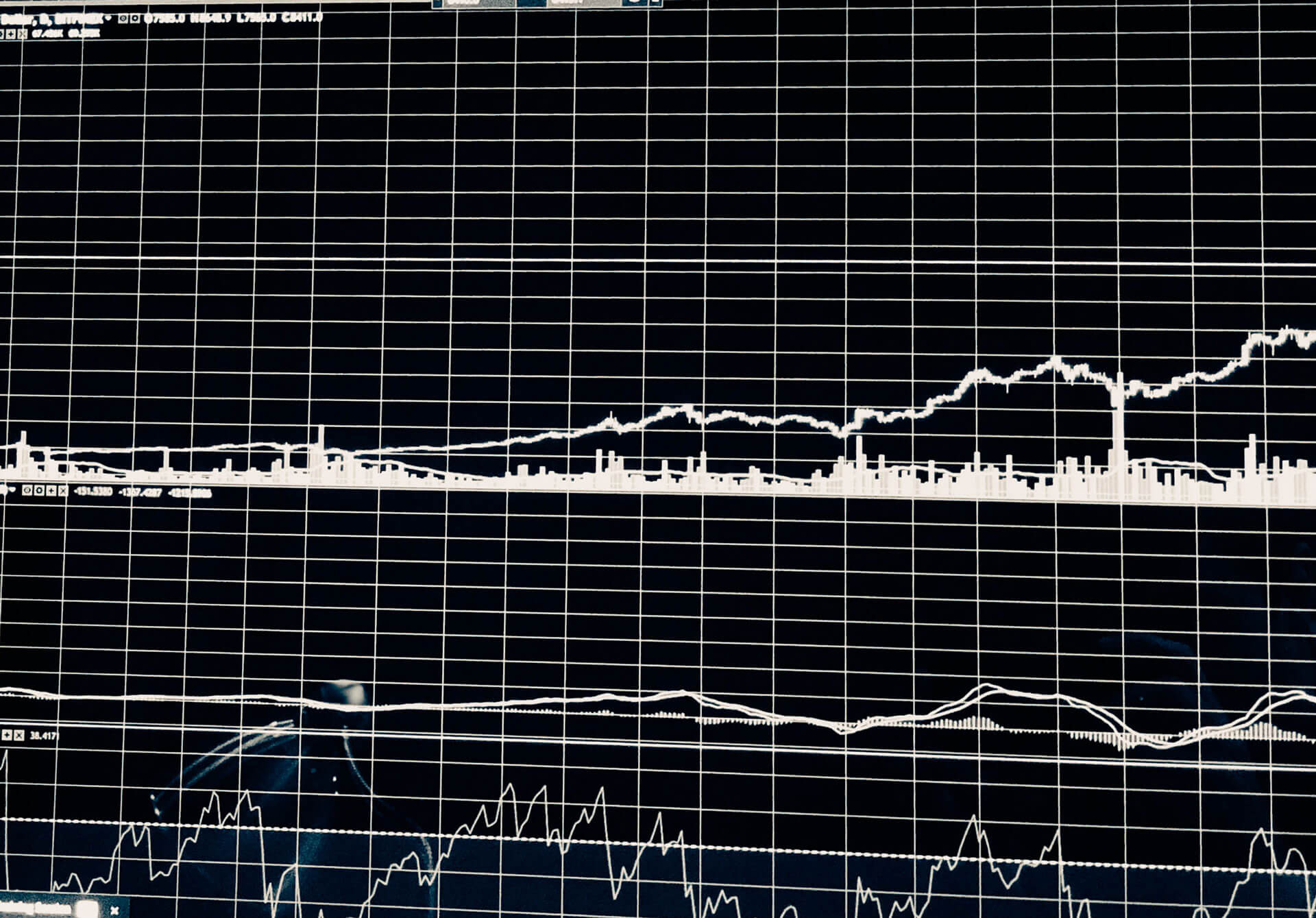 turned on flt sceen monitor